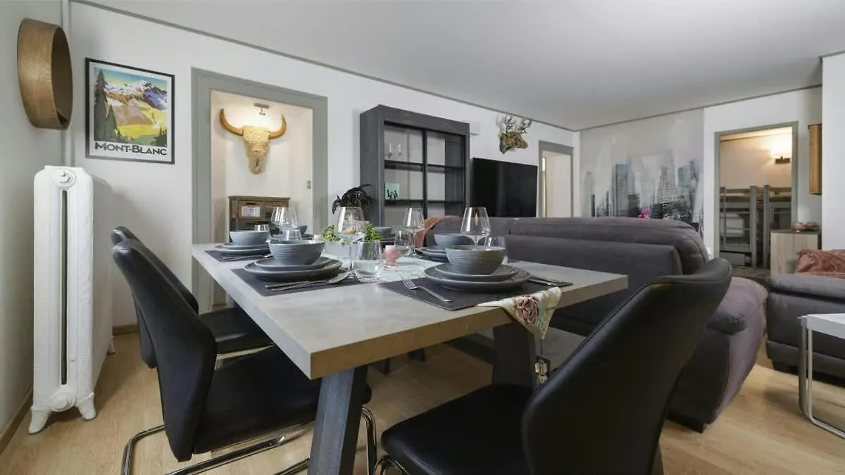 Central Chamonix - Quiet & Parking 6 Px Apartment